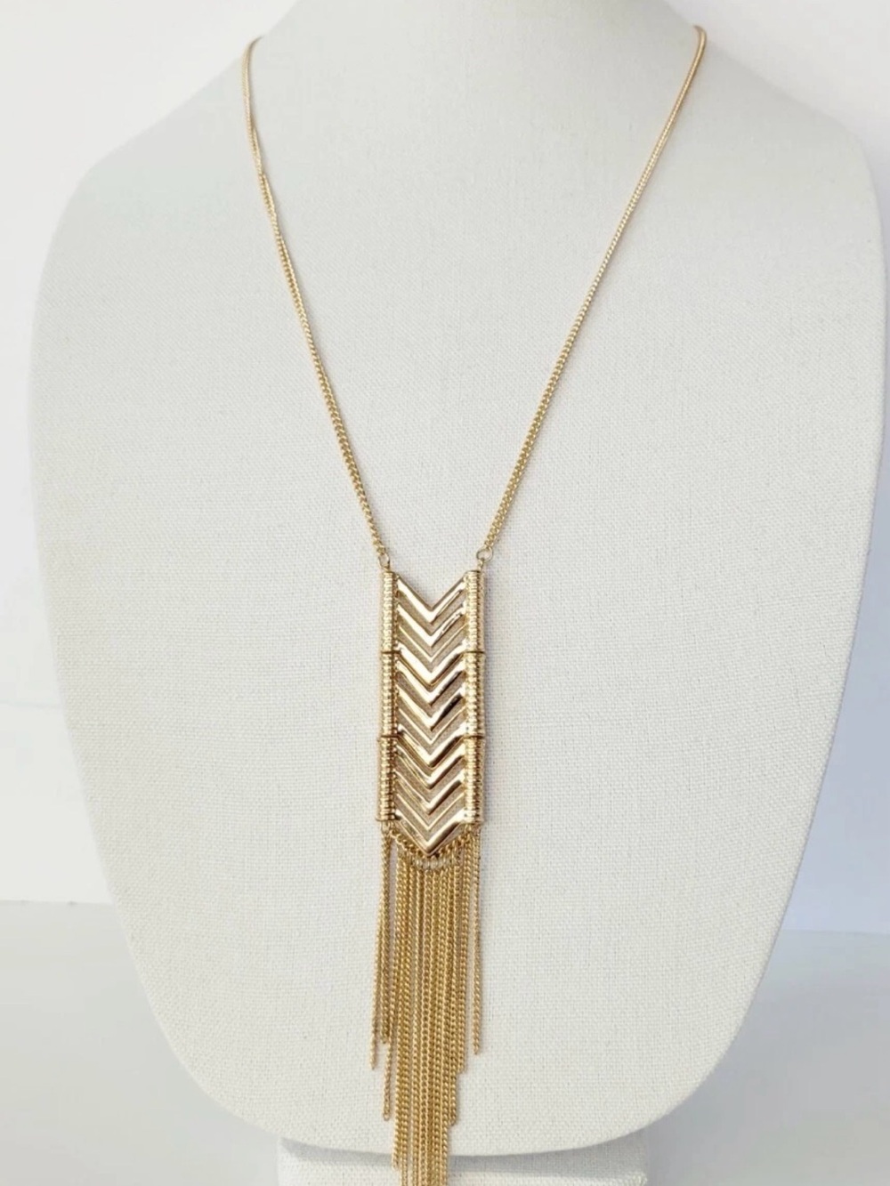 Gold Chevron Fringe Pendant Necklace - Women Jewelry